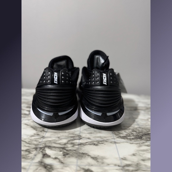 Nike Air Zoom GT Cut 2 'Black/White' Basketball Shoe DJ6015-006 Men 5.5 /Women 7 - Picture 9 of 9